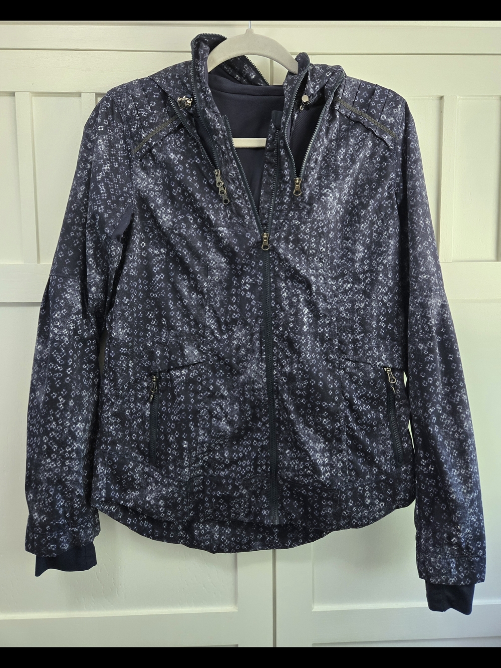 Lululemon Spring Forward Jacket - Picture 5 of 8